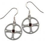 Radsymbol Ohrhänger Silber/Granat CE-11