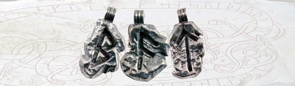 Aus den Silberrunen aus dem Vinland Shop kann jeder sein eigenes Kraftamulett kreieren